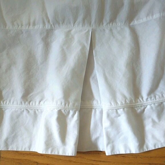 Pottery Barn Bed Skirt Queens Size Cotton Pleated Double Pipping 11.5" Drop - Picture 1 of 7